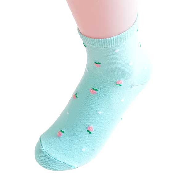 涼感襪推薦︱冰絲 細緻 舒適 草莓點點 短襪 粉綠