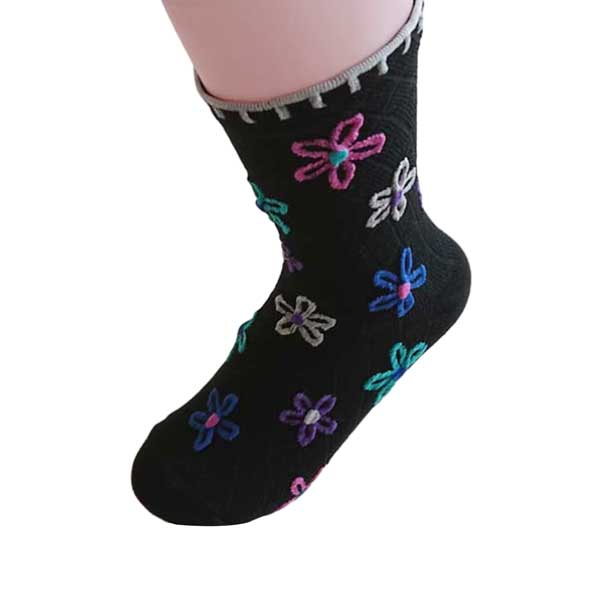 文青襪子︱手繪彩色花朵 純棉 透氣 吸汗 舒適 中筒襪 黑色