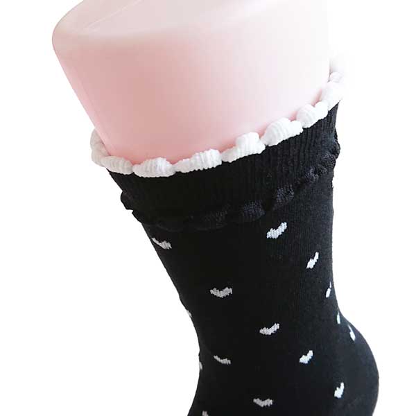 甜美浪漫 愛心滿滿 雙層立體花邊襪口 精梳棉 純棉 柔軟 舒適 中筒襪 黑色+白色